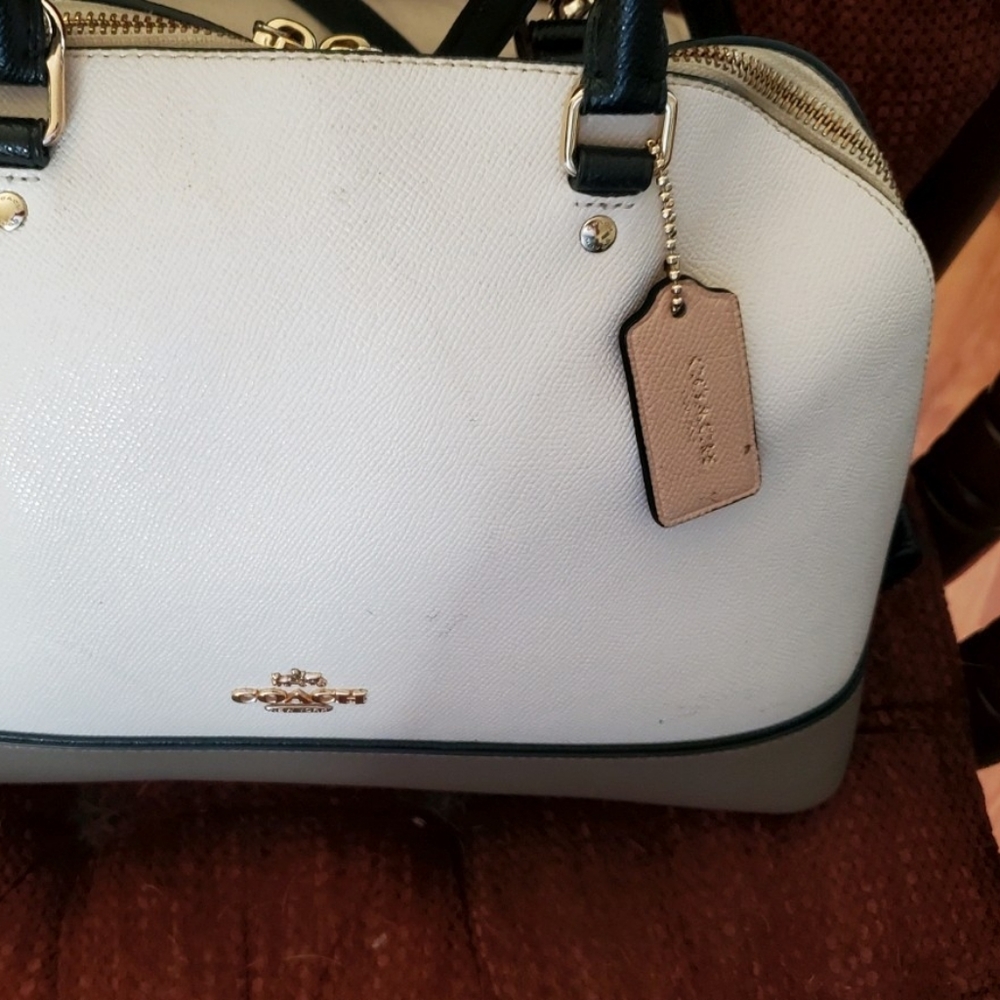 Coach handbag - Picture 3 of 3